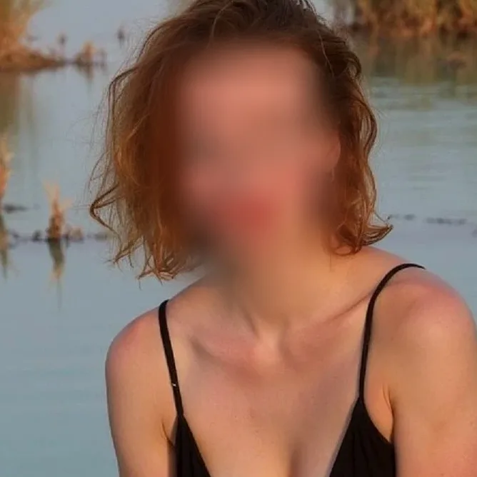 Edith, 25