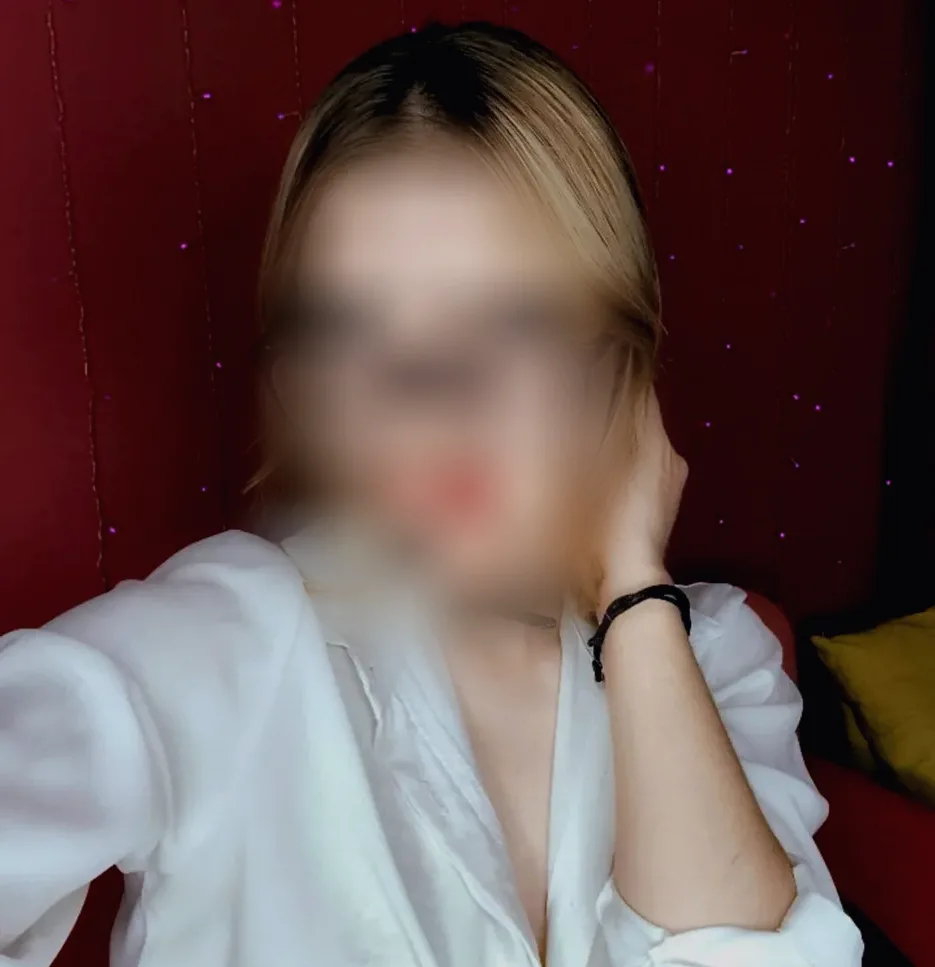 Frida, 22