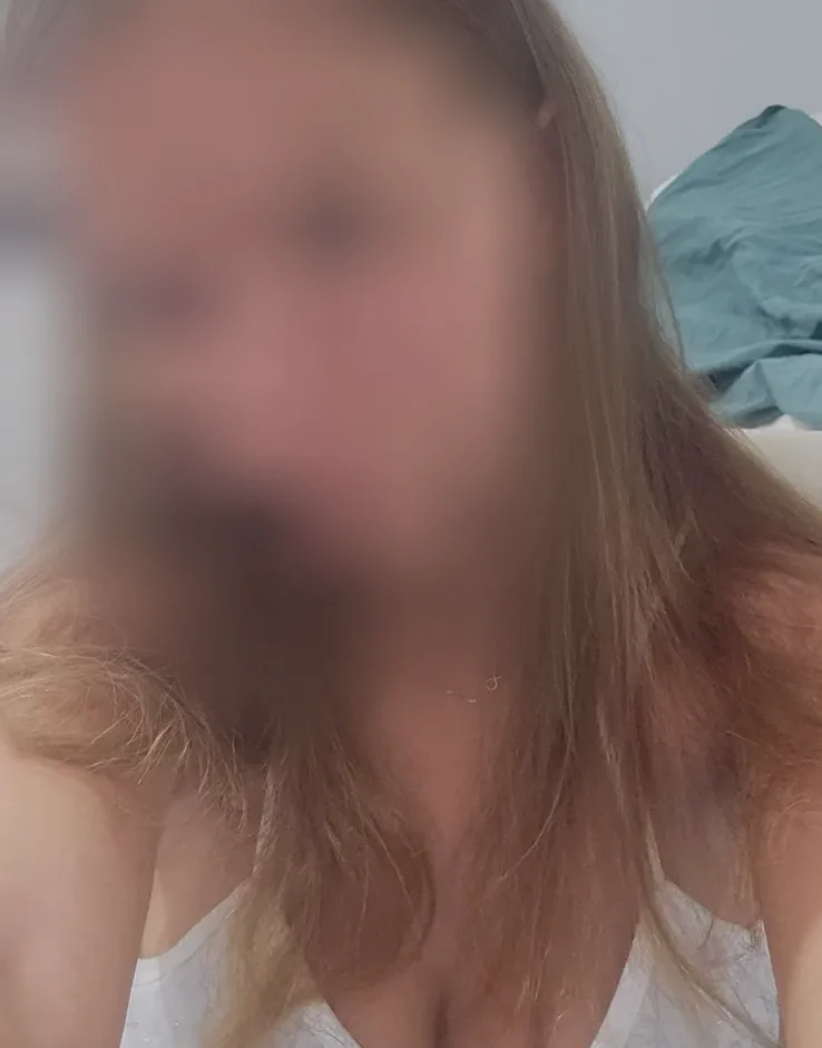 Jasmine, 22