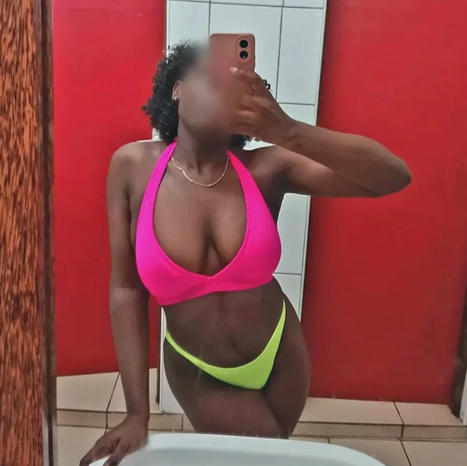 Jessica, 30