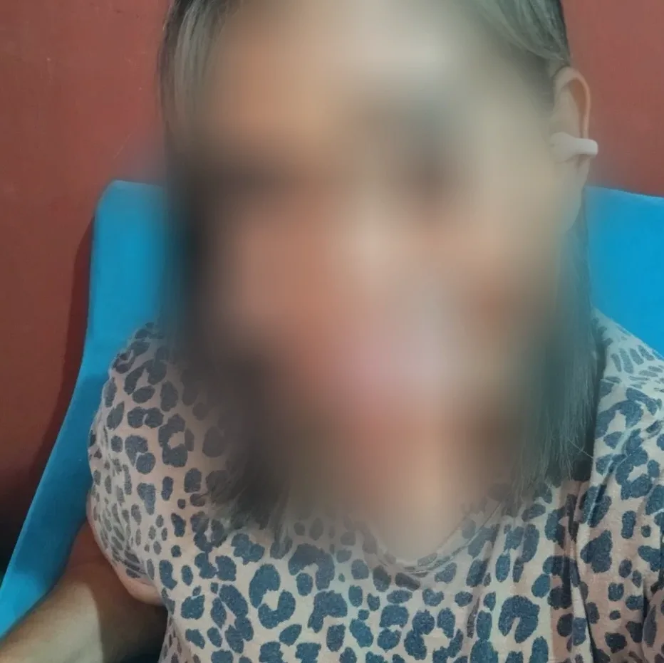 Lilly, 36