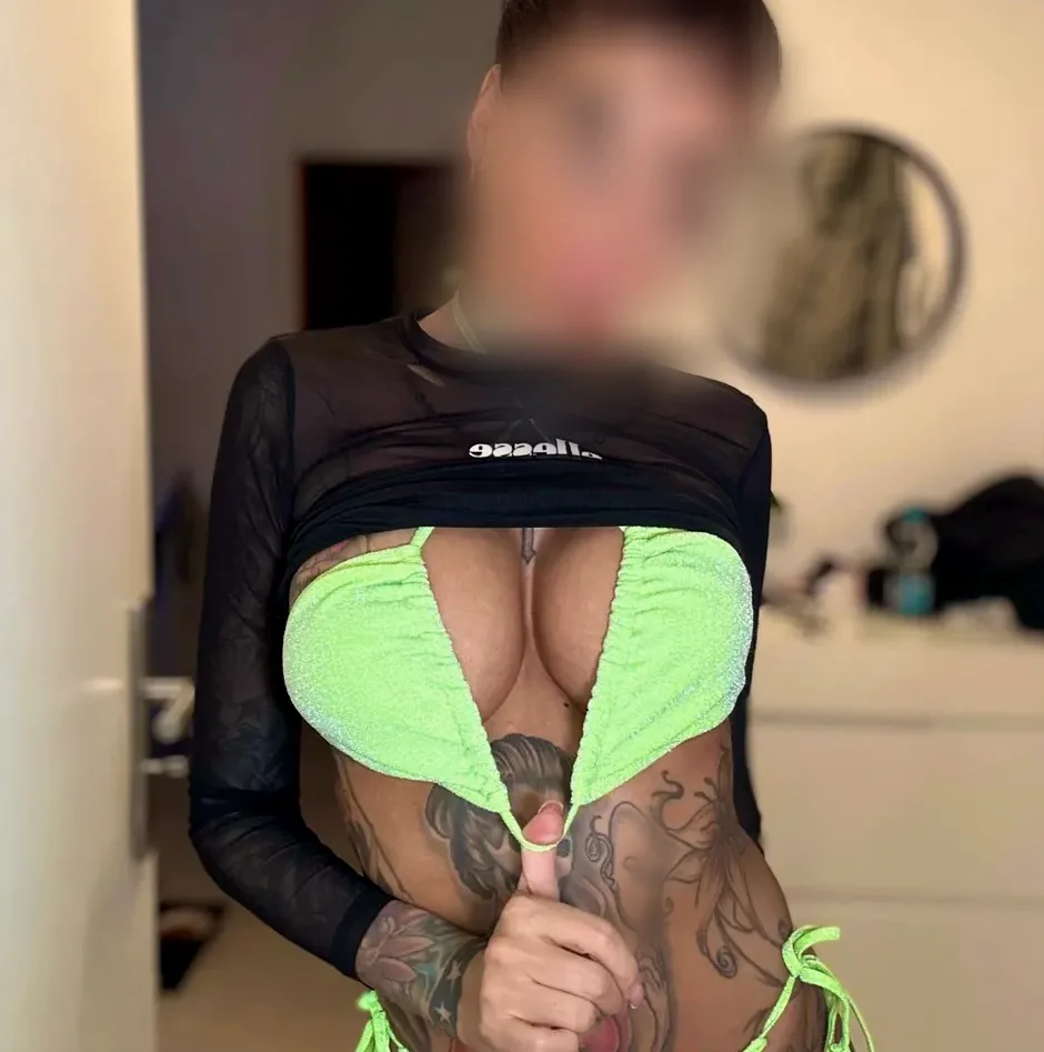 Maja, 37