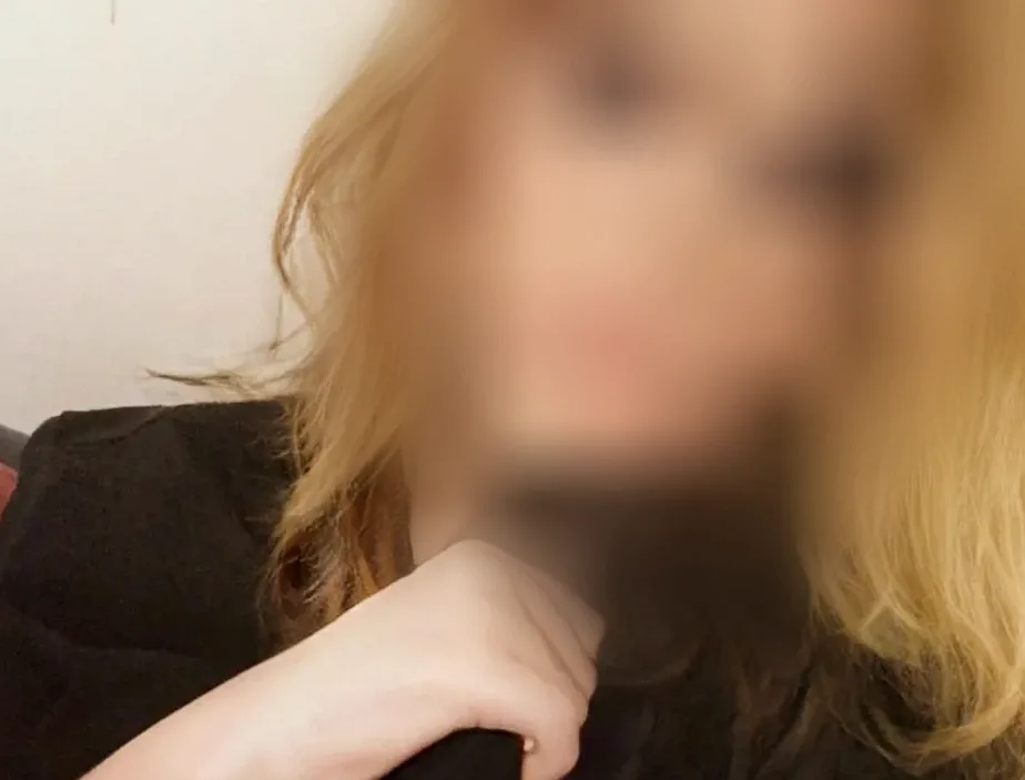 Vera, 27